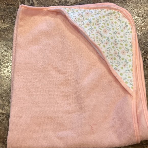 Baby bath towels “you are loved” set of 2 - Picture 3 of 5